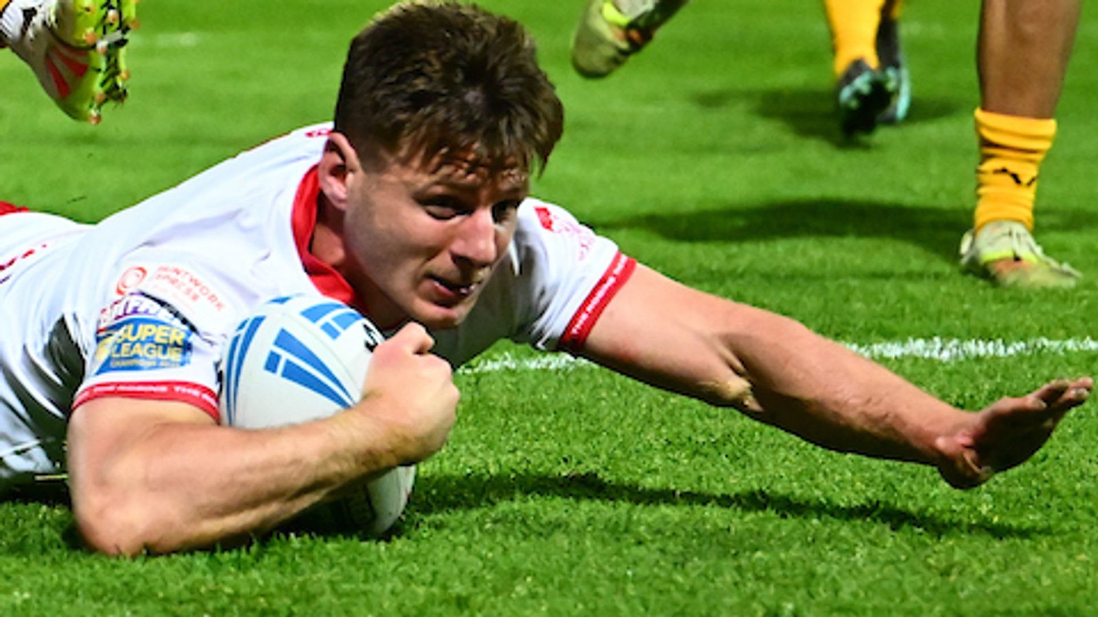 Hull KR Thrashes Castleford with Nine-try 50-6 Victory
