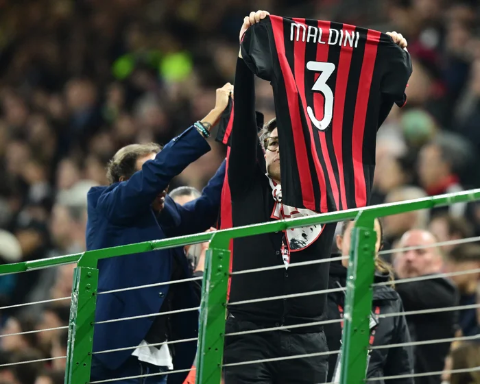 Milan Fans Depart Early as Top-Four Hopes Fade Away