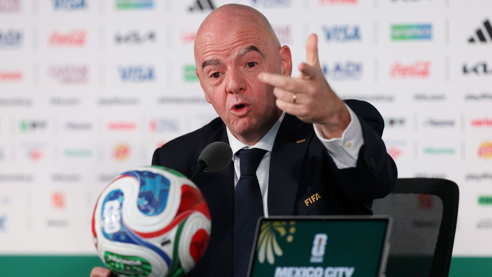 FIFA President Urges Calm After Somali Referee Denied US Entry