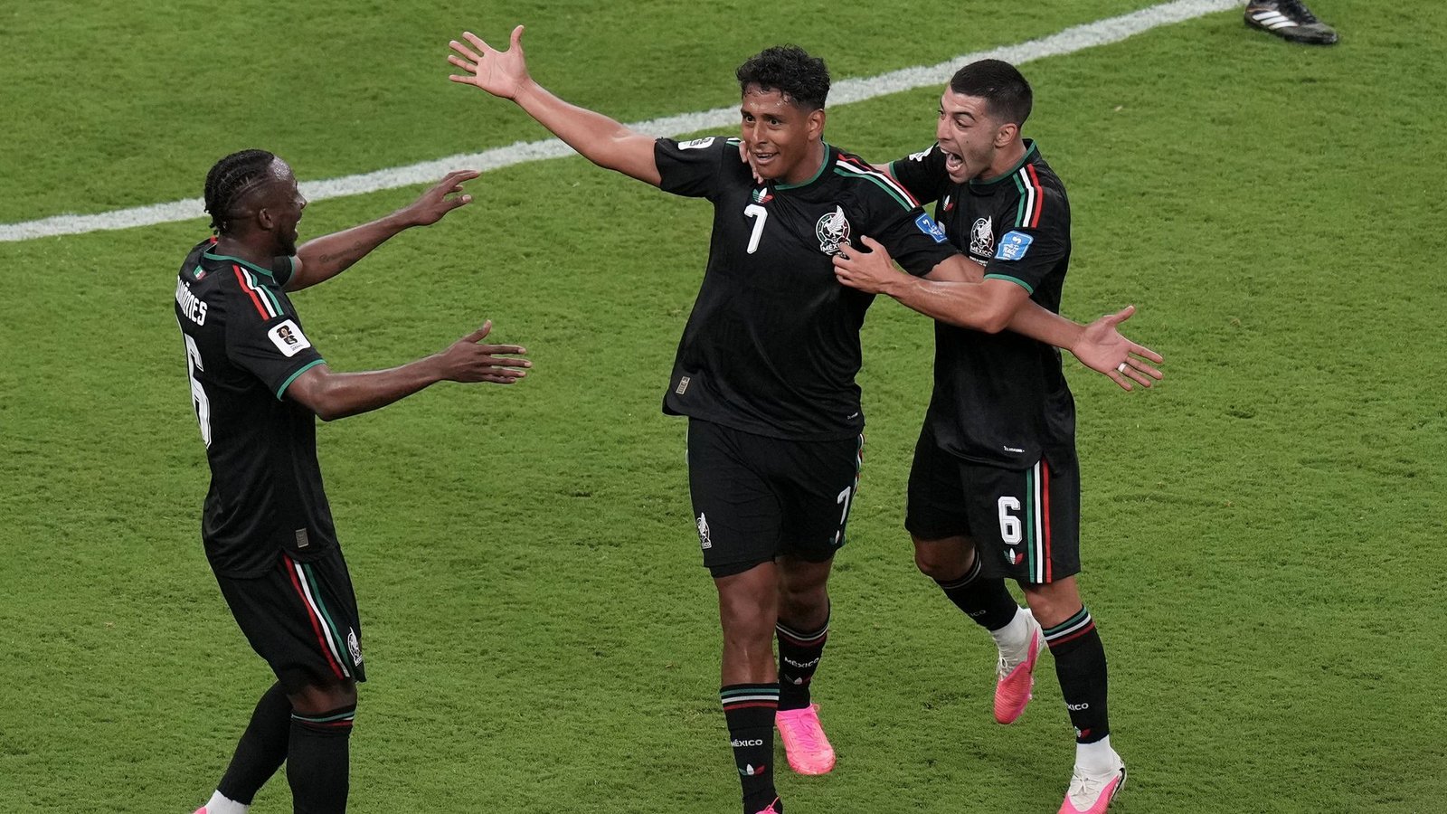 Mexico Secures World Cup Knockout Spot with Narrow Win